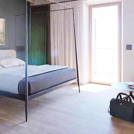 Hotel Restel De Fer 4*